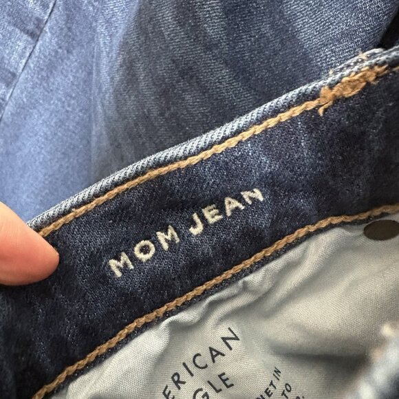 American Eagle Women 12 X-LONG Blue Medium Wash Denim High Rise Stretch Mom Jean - Picture 11 of 13